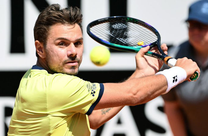 Italian Open: Stan Wawrinka wins, Naomi Osaka withdraws