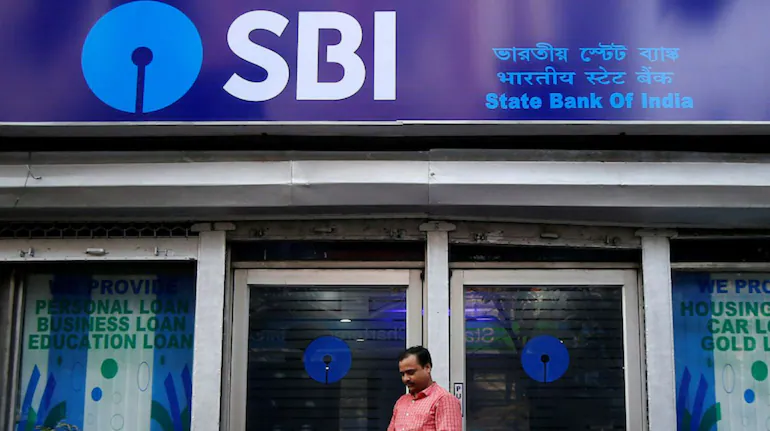 SBI hikes deposit, lending rates