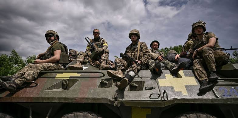 More bodies found in Mariupol