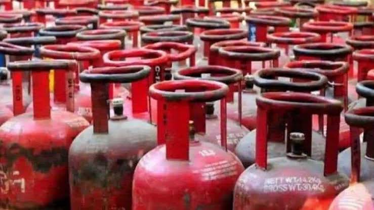 Commercial LPG cylinder prices slashed