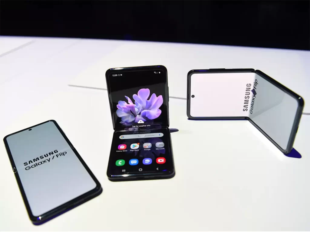 Samsung to unveil new foldable phones