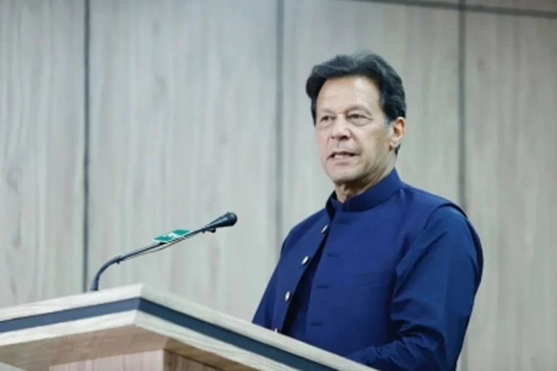 ‘Pak govt will hang Imran upside down if he launches long march’