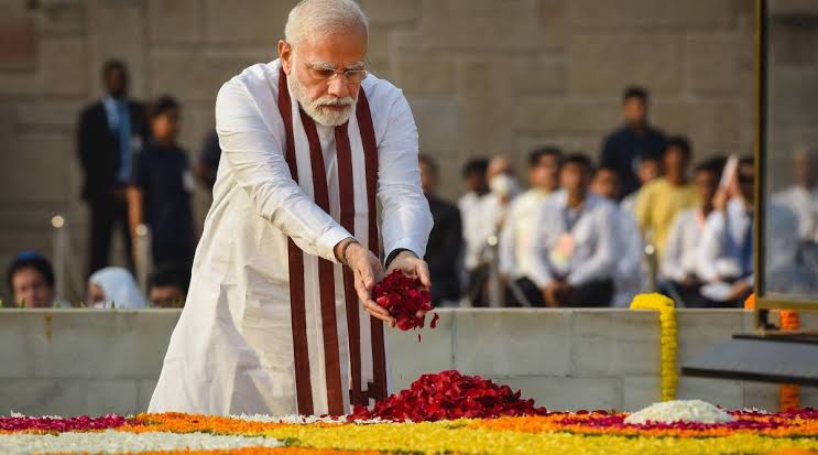 Modi pays tributes to Mahatma Gandhi on death anniversary