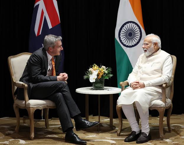 Modi kickstarts Sydney visit, meets Australian CEOs
