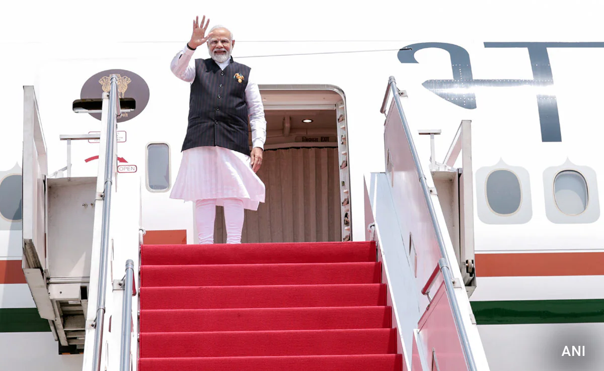 Modi returns to India after attending ASEAN-India, East Asia Summits ...