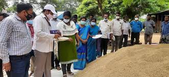 Central Team inspects moisture content in paddy