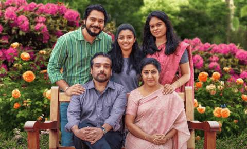 Kadhal Enbadhu Podhu Udamai – Review