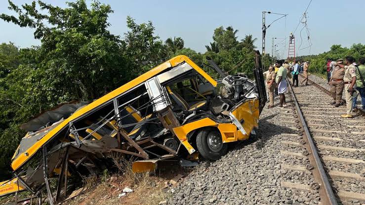 3 children killed as train hits school van