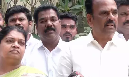 Manickaraja Joins DMK After Exit from AMMK