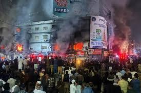Toll rises to 30 in Karachi fire