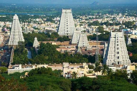 HC orders heritage panel, halts temple construction in TN