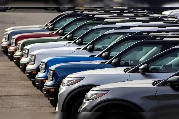 India’s commercial vehicle industry clocks robust sales