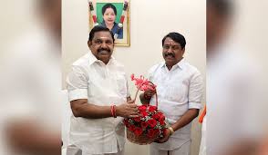 Nainar Nagendran Meets EPS