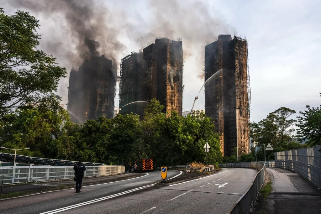 Deadly Hong Kong blaze sparks probe