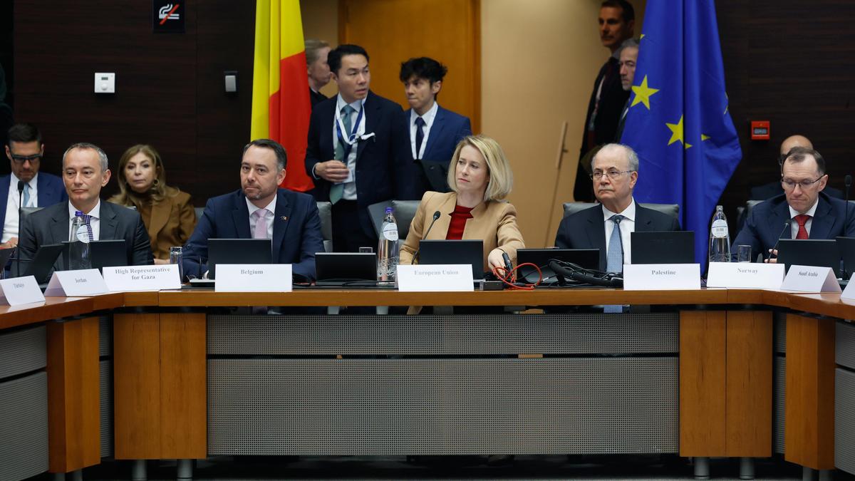EU hosts Gaza talks to boost Middle East role