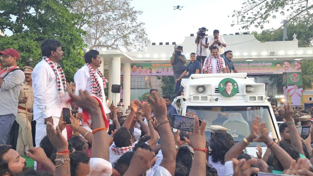 Edappadi Palaniswami campaigns in Puducherry