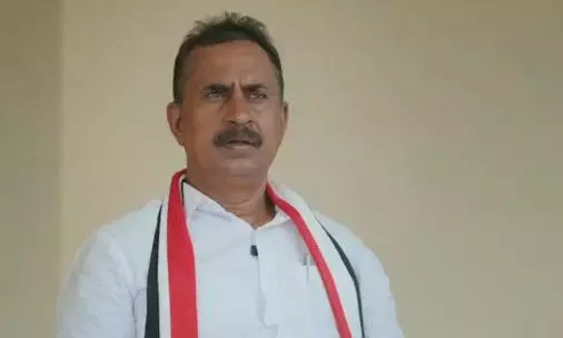 AIADMK Factions Patch Up, Velumani Says “All Is Well” After Withdrawal of Pleas