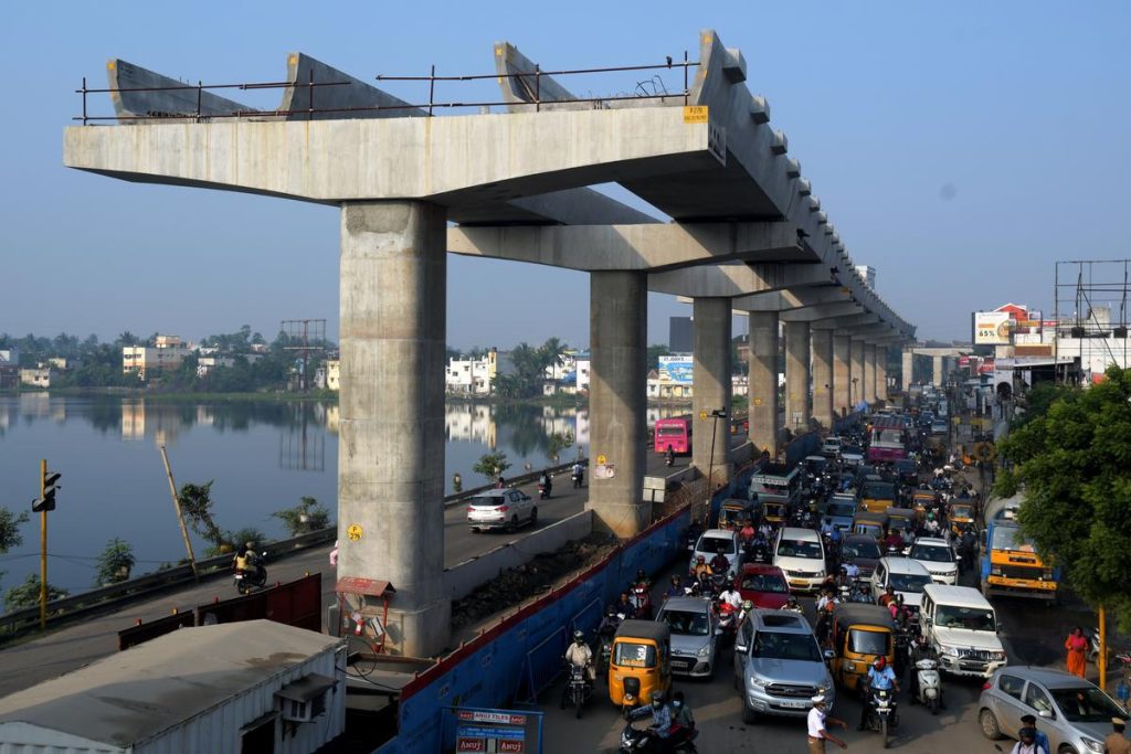 Mount Poonamallee Road turns commuter nightmare amid Metro works