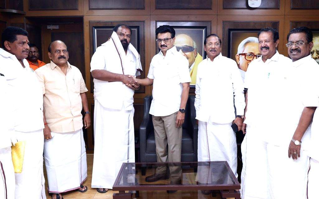Former AIADMK MLA VNP Venketraman joins DMK