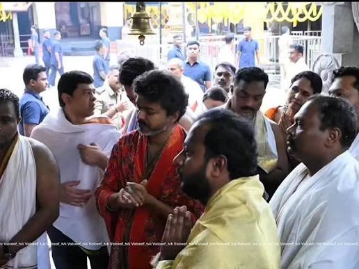 Vijay offers prayers at Kollur Moogambikai temple