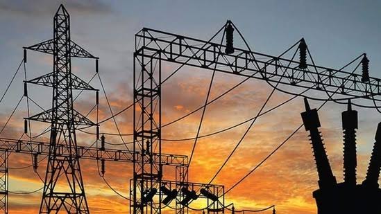 Minister Nirmalkumar rolls out 10 monitoring teams, 125 patrol vehicles to curb outages