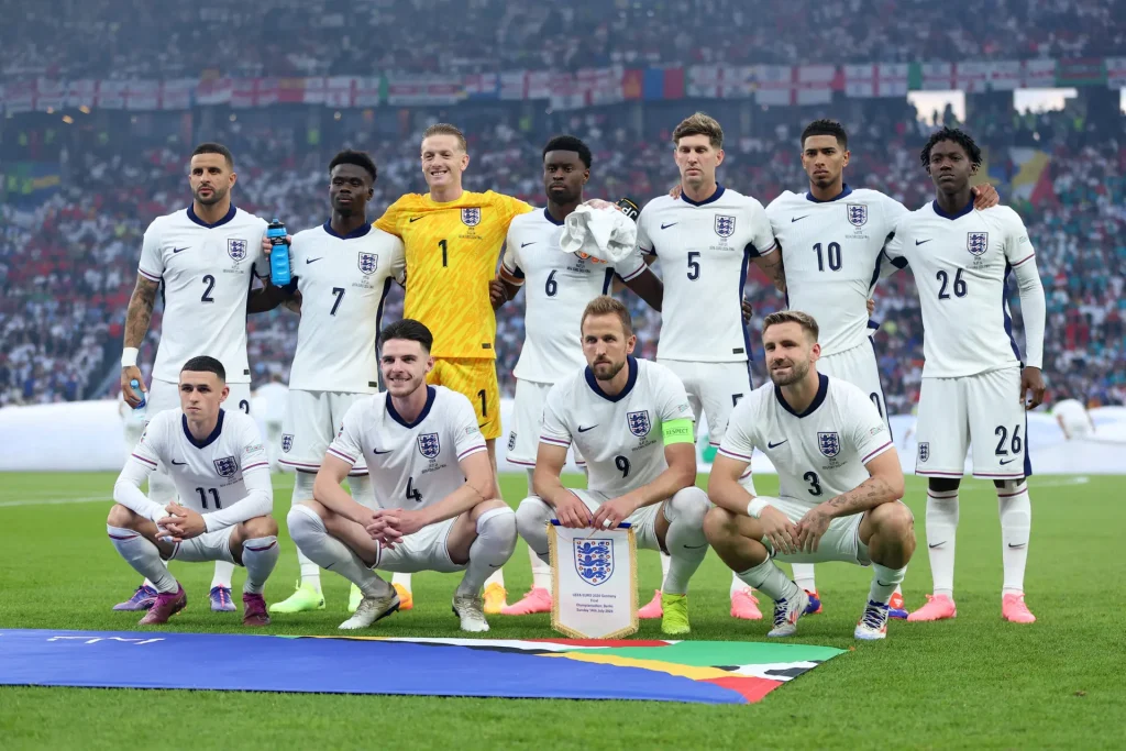 England thrashes Croatia 4–2