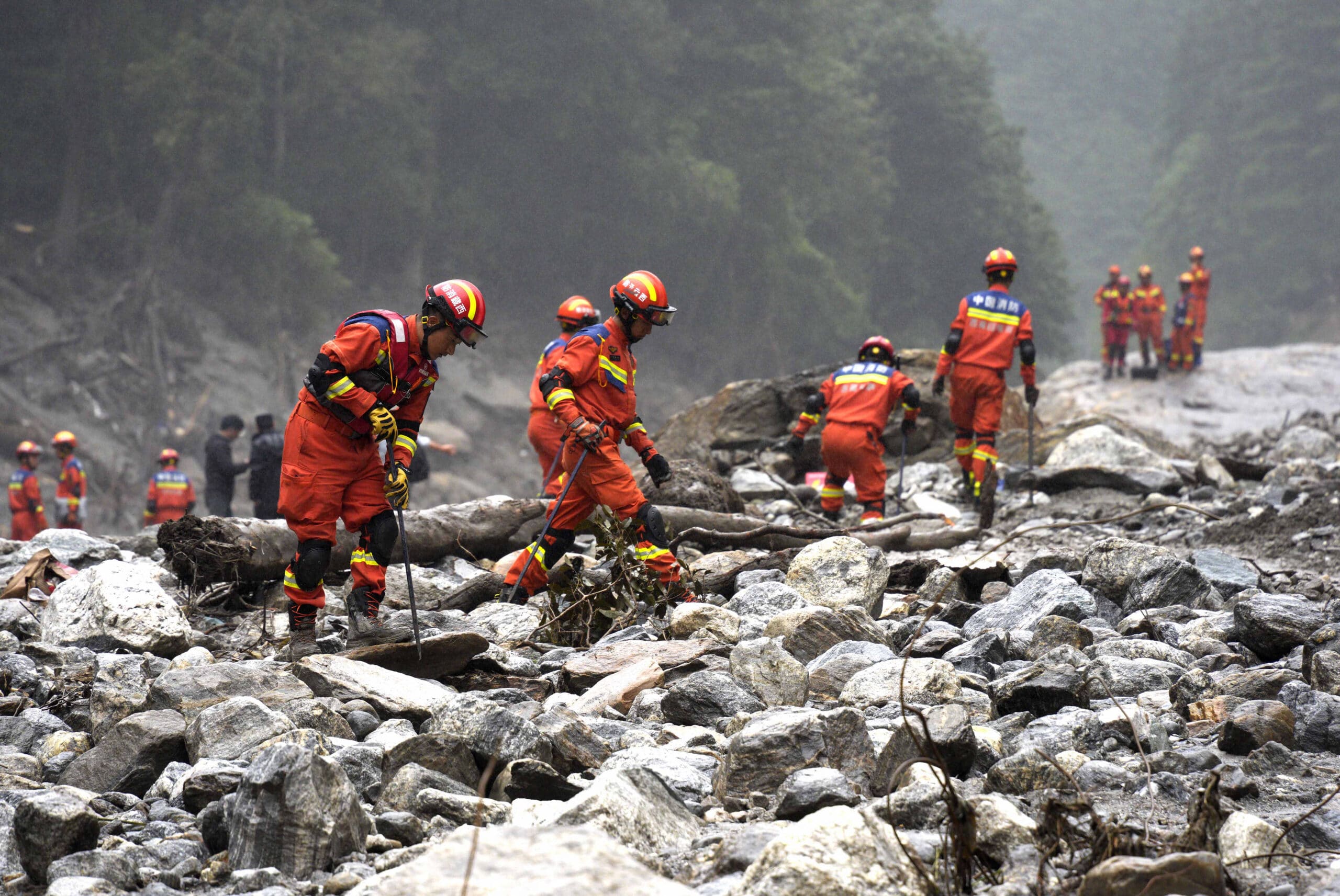 1,003 bodies recovered in Nepal floods; 4,000 still missing