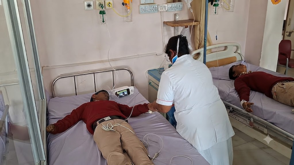 19 Ooty school students fall ill after midday meal