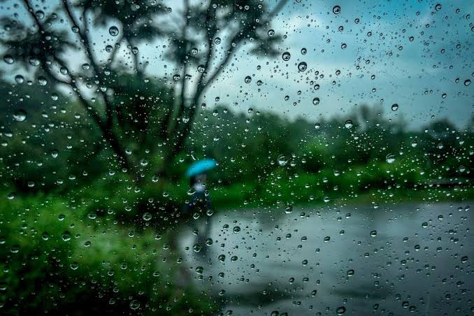 Heavy rain disrupts life in Bengaluru