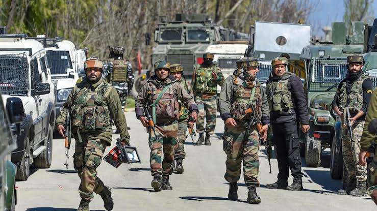 Hindu teacher killed in Kashmir