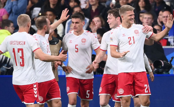 Denmark upsets France
