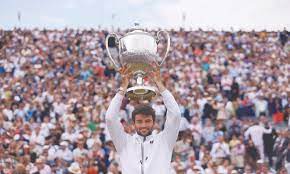 Berrettini retains Queen’s Club title