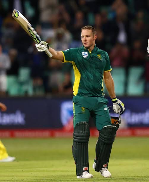 Dussen, Miller help SA defeat India