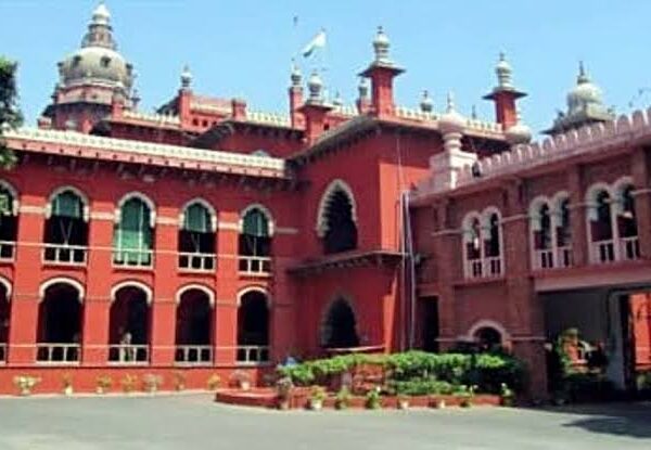 HC raps police higher ups for engaging ‘orderlies’