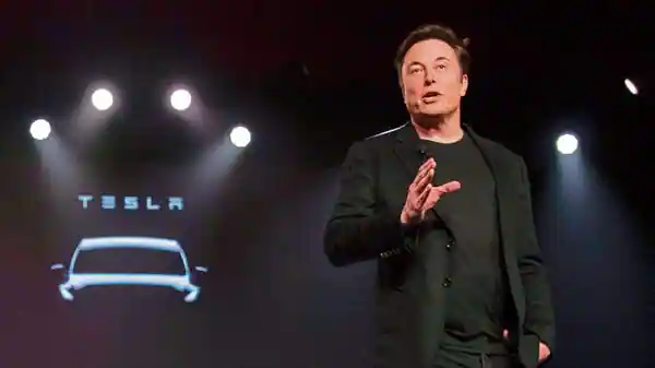 Musk coming up with new social media site?
