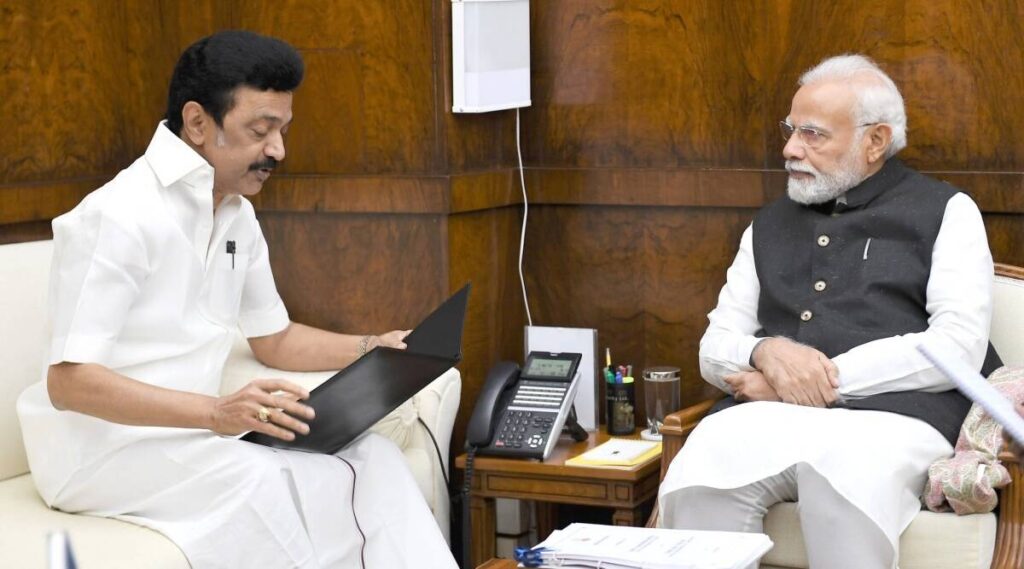 ”DMK govt stopping center’s schemes in TN’