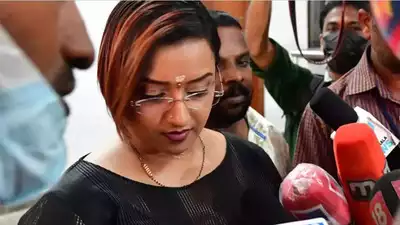 Swapna Suresh accuses Vijayan of making projects to benefit his family