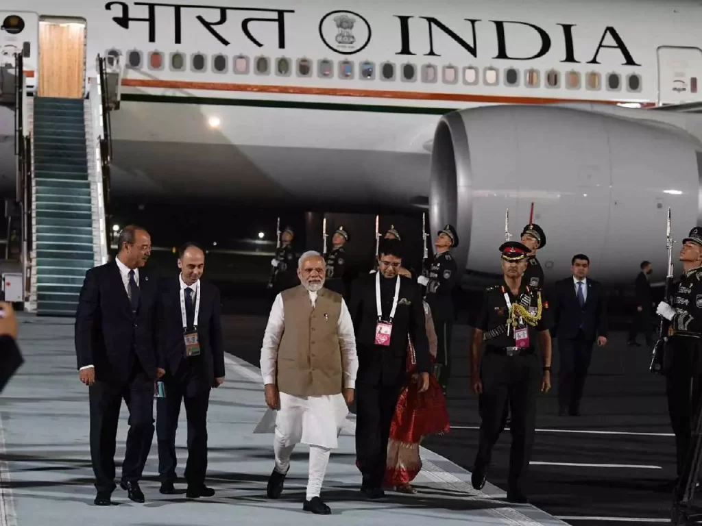 Modi arrives in Indonesia for G20 summit