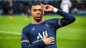 Mbappe leads in race for Golden Boot