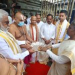 President Murmu worships at Lord Balaji shrine