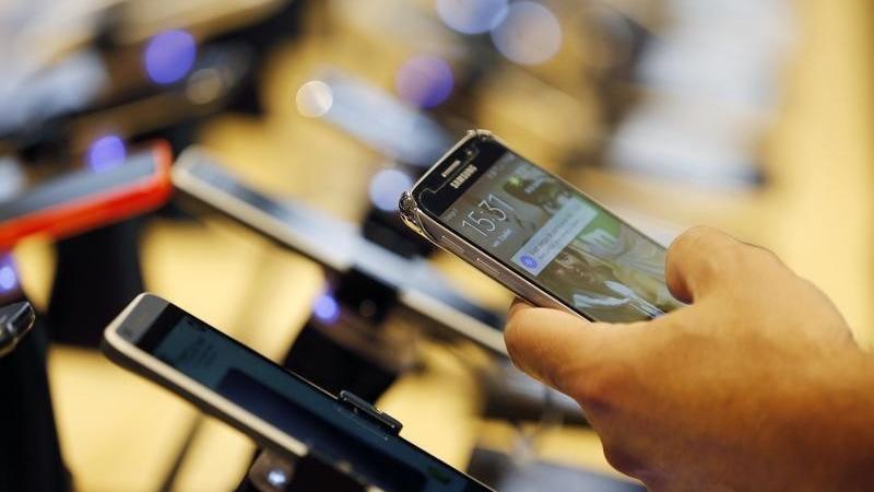 China’s smartphone industry set for a tough 2023