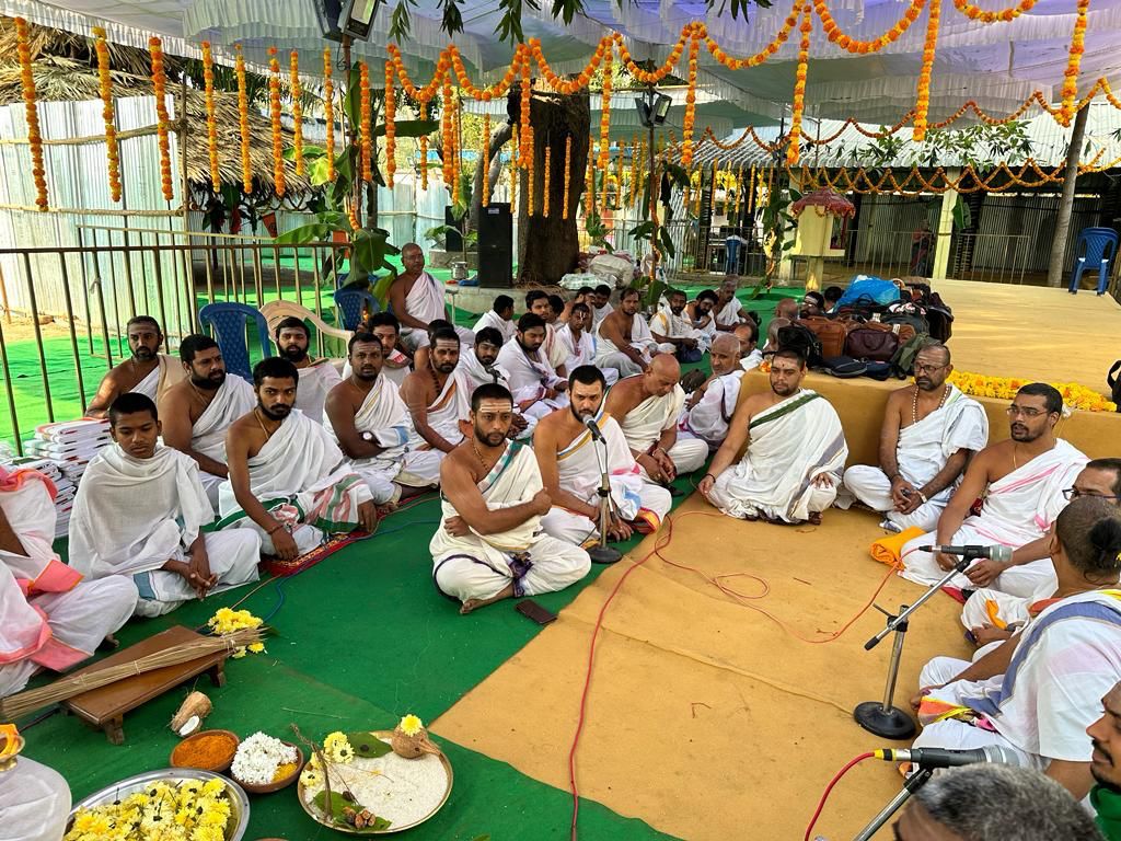 Aradhana fete in Kanchi for Jayaendra Saraswathi