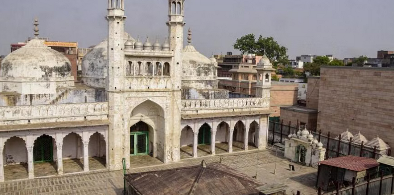 Gyanvapi mosque: SC defers scientific survey of “Shivling”