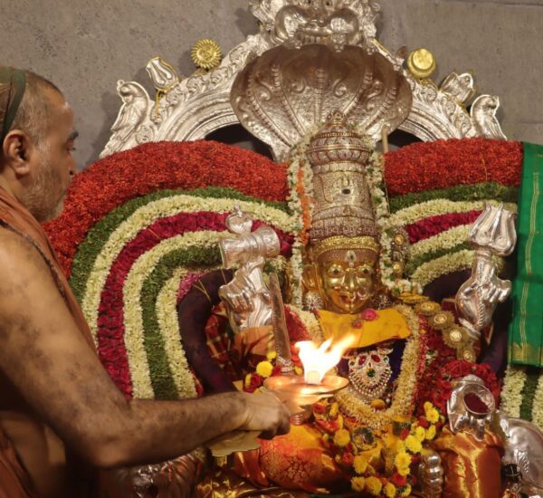 Kanchi seer ‘s Vijaya yatra in Tirupati
