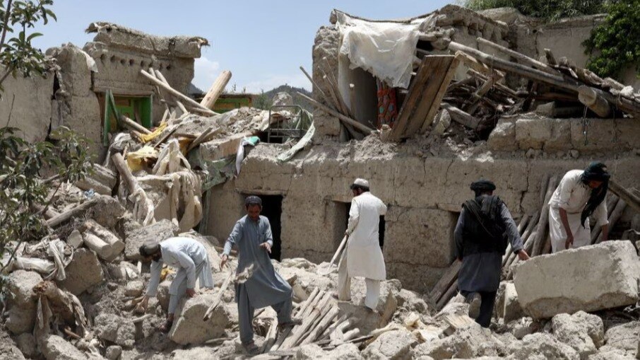Afghan earthquakes kills 2,053, says Taliban