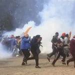 Police fire tear gas at farmers march