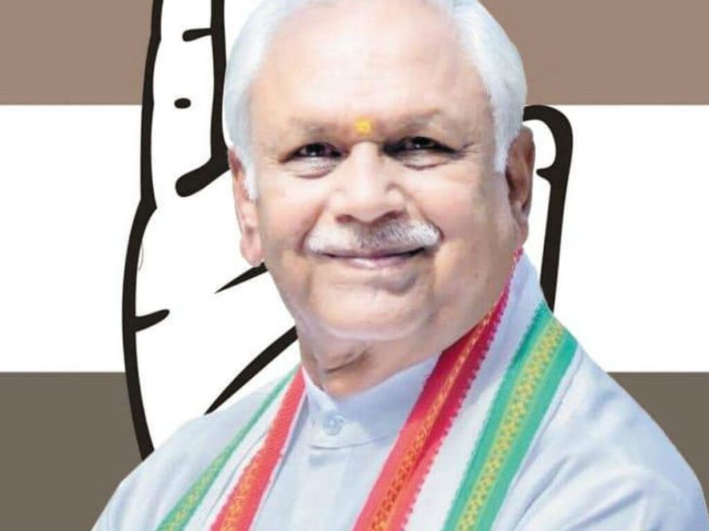 In major blow to Cong, Suresh Pachouri joins BJP