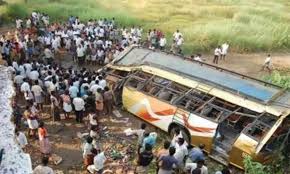 20 injured as omni bus overturns