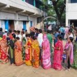 LS elections: Brisk polling in West Bengal