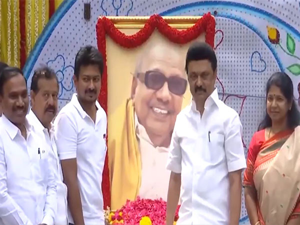 Tribute paid to former CM MK on his birth anniversary